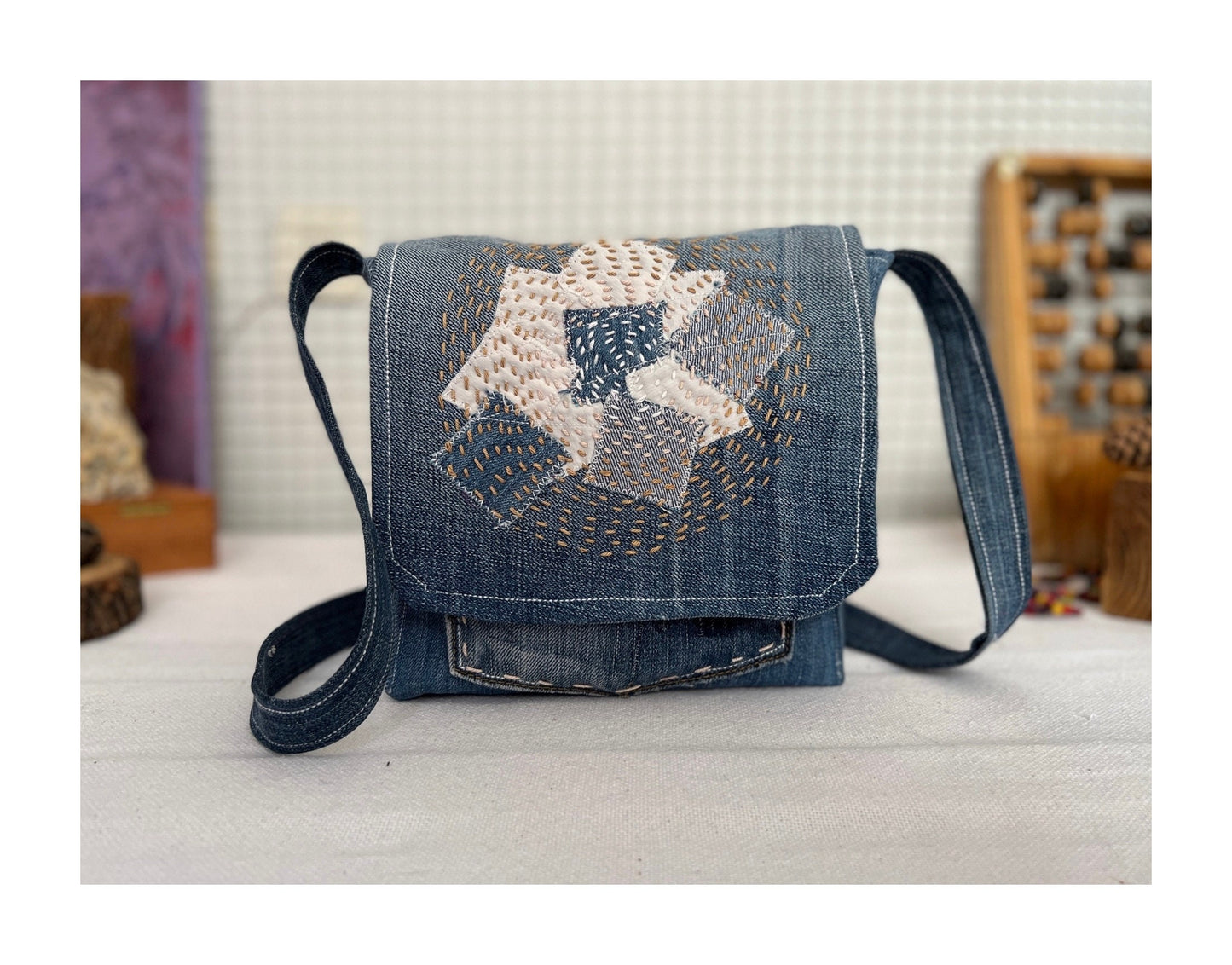 Sashiko & Texture Seri : POSTMAN