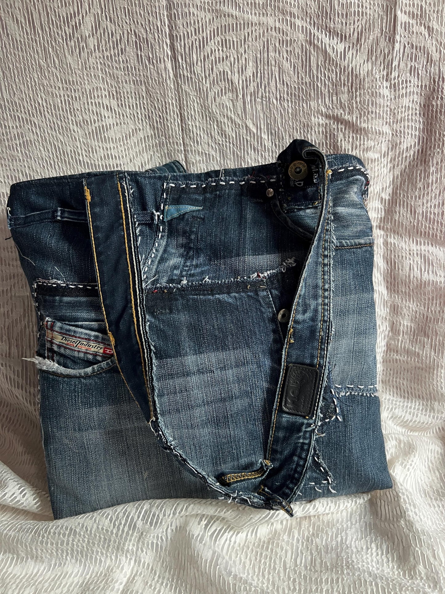 Raw & Layered Serisi : BLACK BUTTON