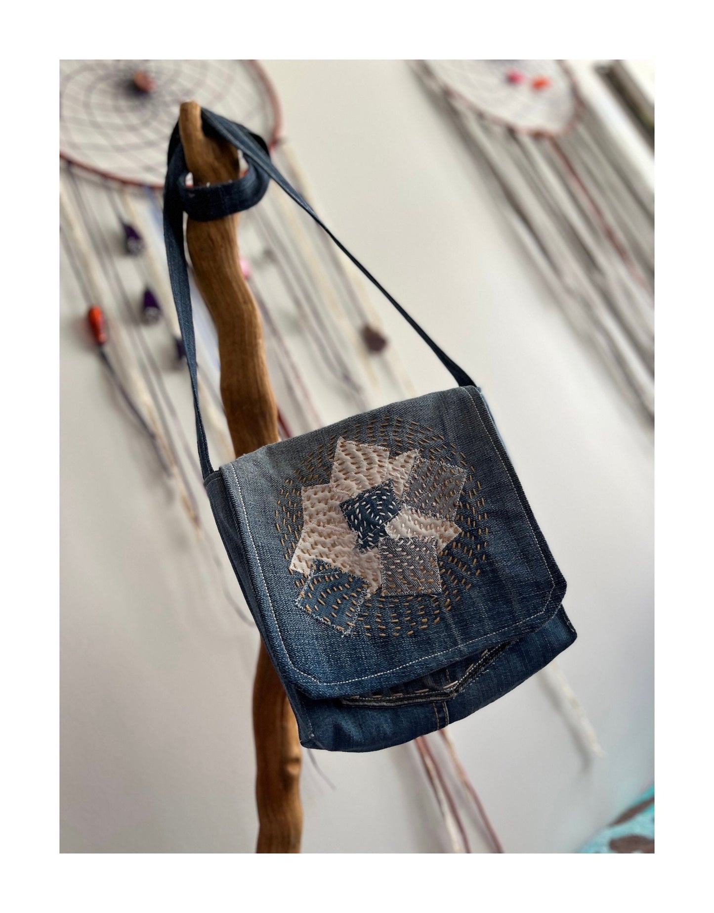 Sashiko & Texture Seri : POSTMAN