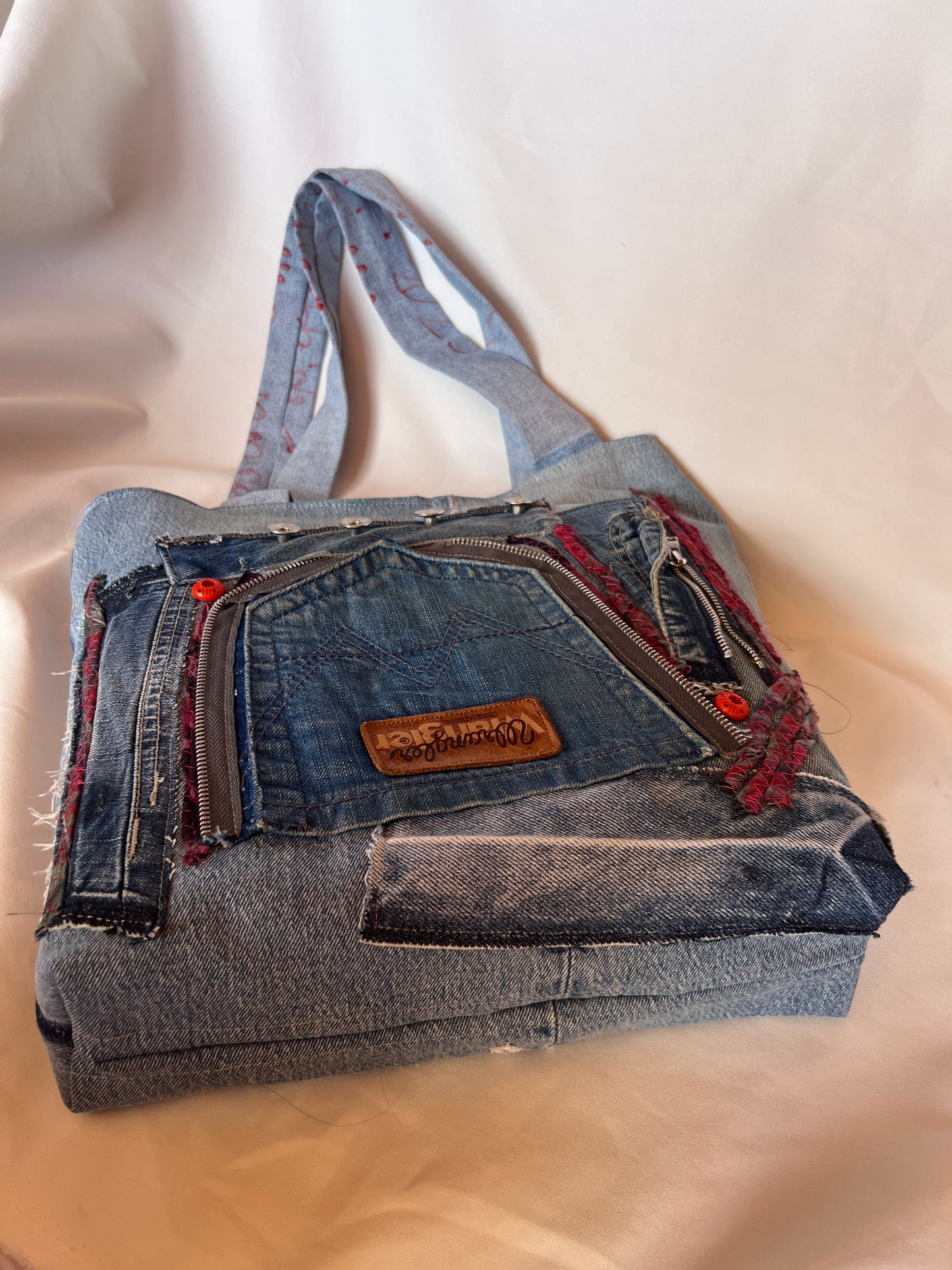 Meta Denim Seri : KAOS