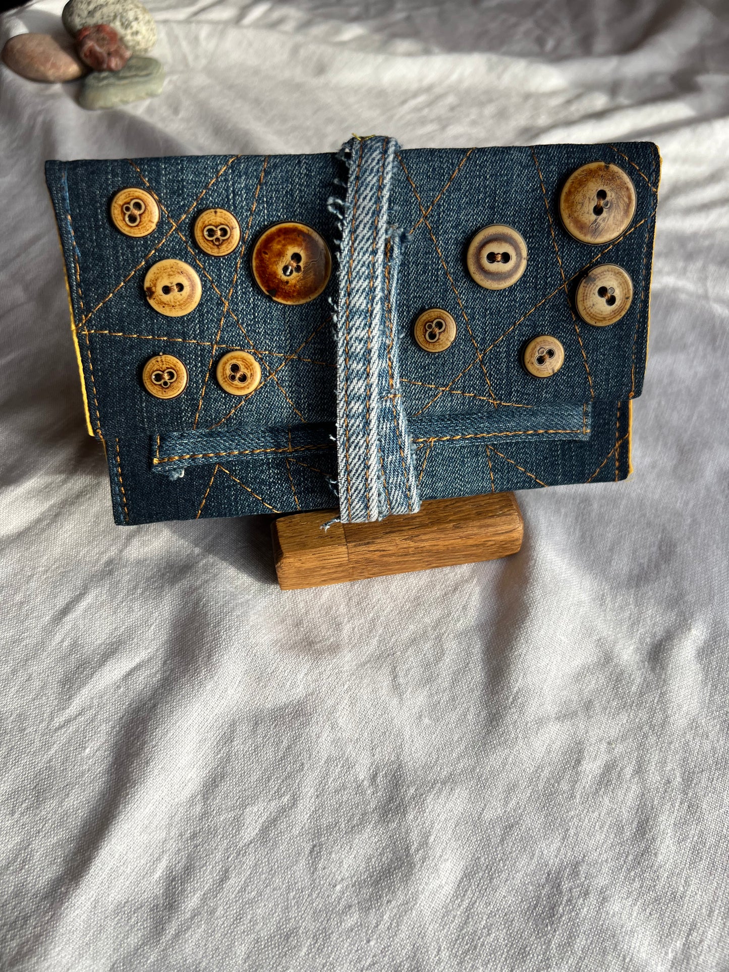 Denim Tütün Kesesi / Buttons