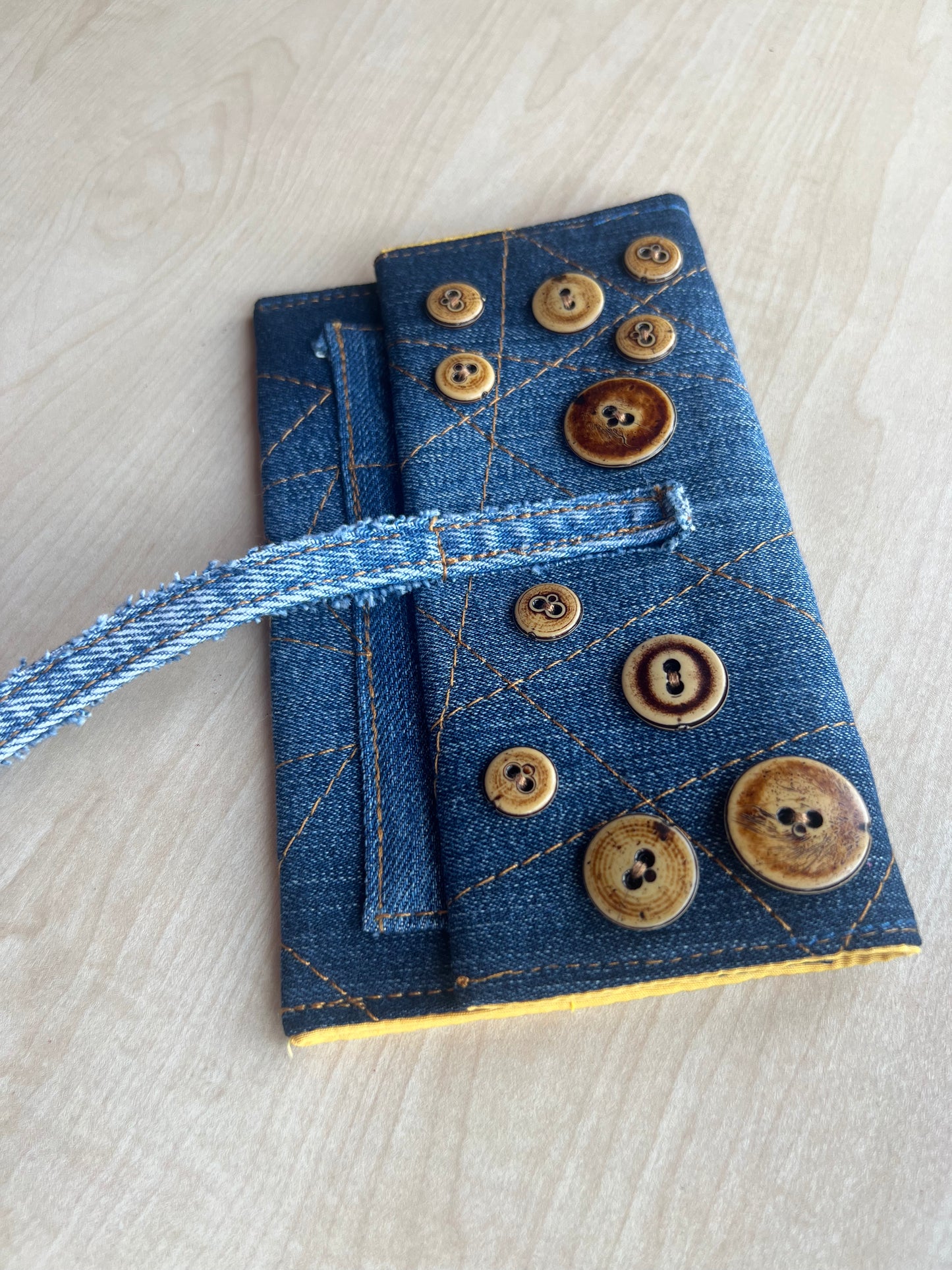 Denim Tütün Kesesi / Buttons