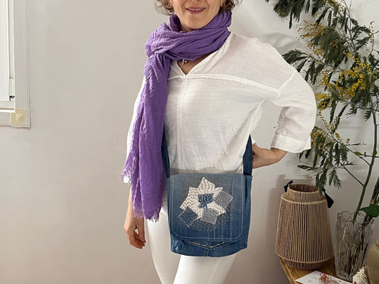 Sashiko & Texture Seri : POSTMAN
